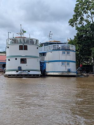 spaceholder spaceholder